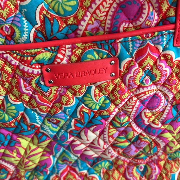 Vera Bradley travel bag - Picture 2 of 9